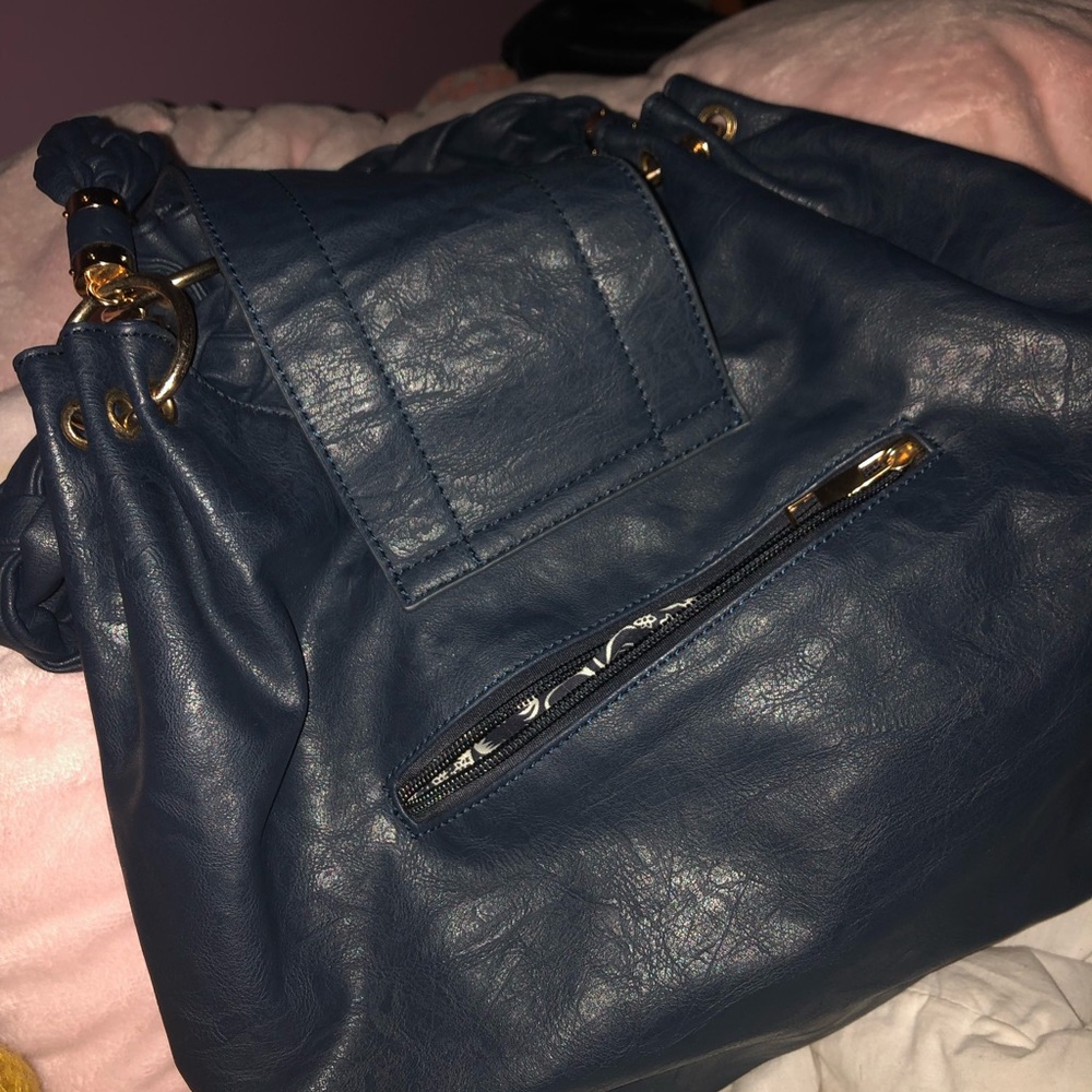 Bag - Picture 3 of 3